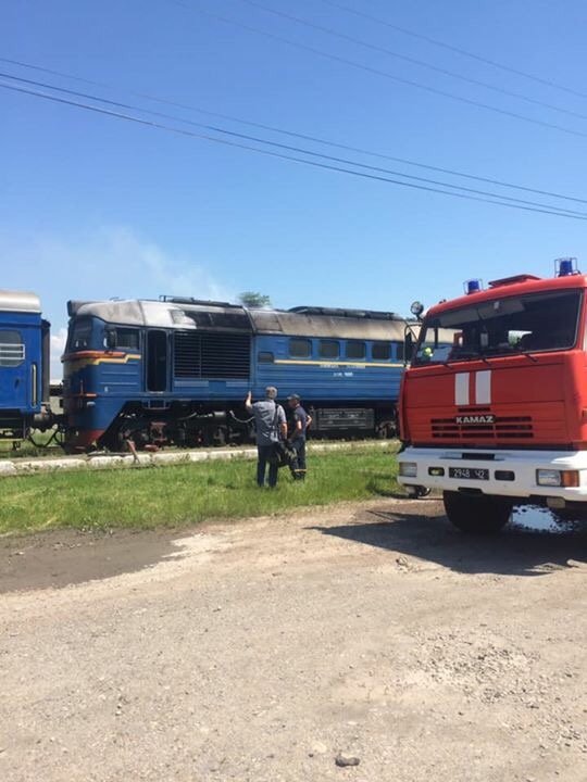 У Тячеві загорівся поїзд "Київ-Солотвино" з півсотнею пасажирів (ФОТО)